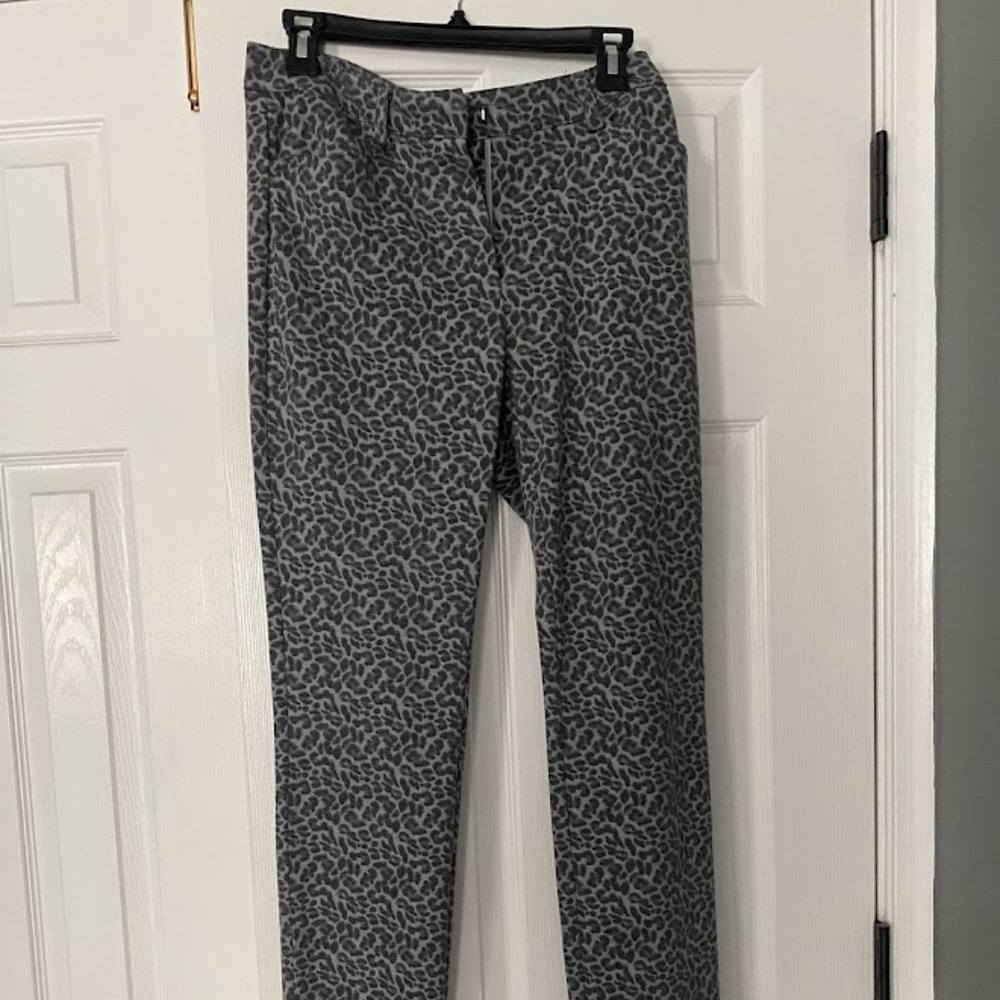 Calvin Klein Gray Cheetah Print Pants Sz 6